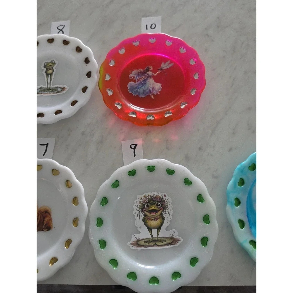 Handmade‎ Resin 5 1/2 Inch Decorative Plate
